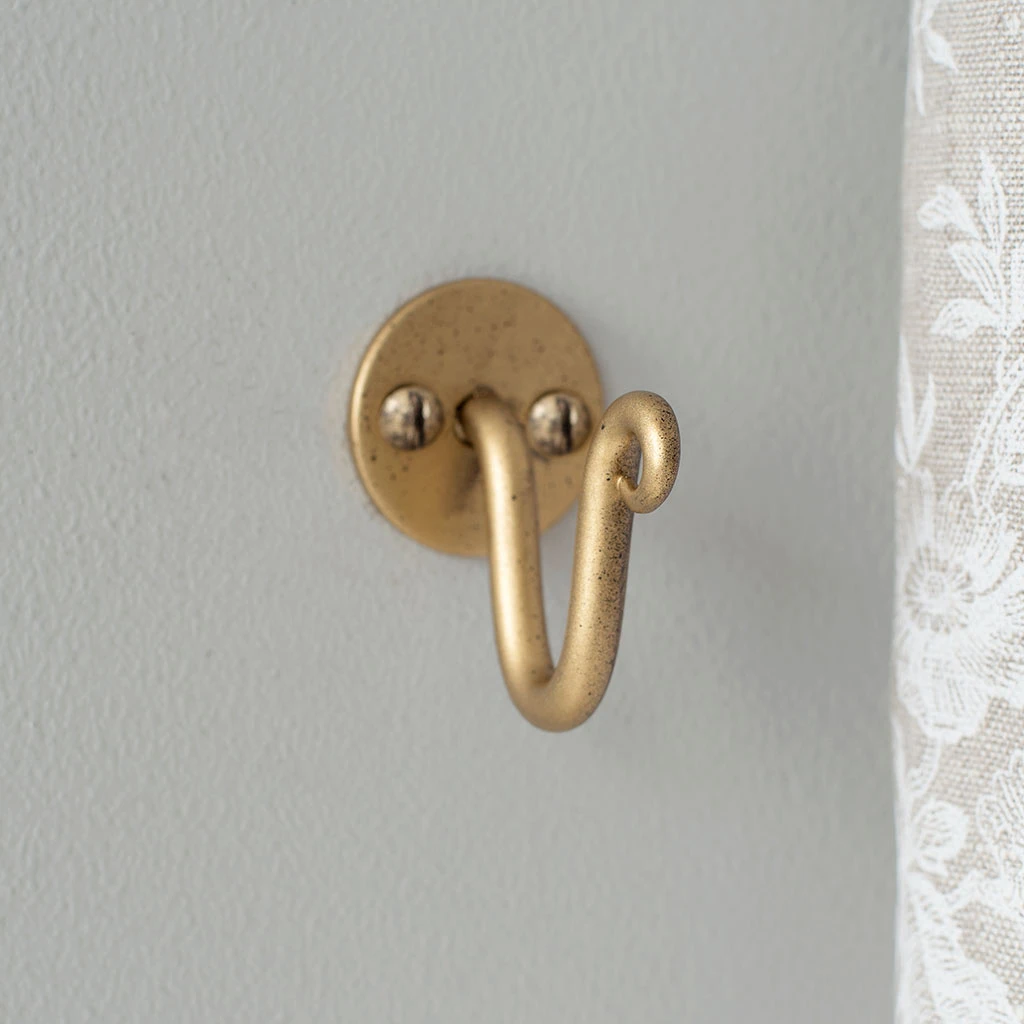 Hatton Holdback Hook In Old Gold 2 Hatton Holdback Hook In Old Gold - Image 2