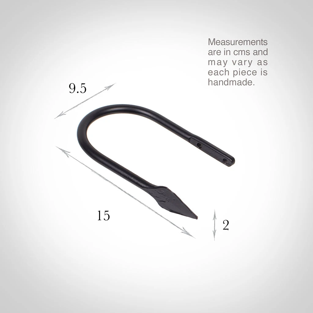 Small Spear Holdback In Matt Black 3 Small Spear Holdback In Matt Black - Image 3