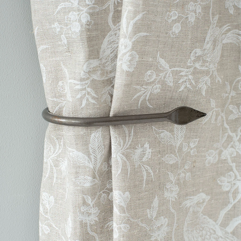 Small Spear Holdback In Polished 2 Small Spear Holdback In Polished - Image 2