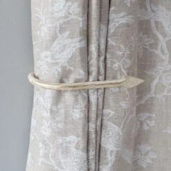 Large Spear Holdback In Old Ivory -Curtain Hardware Shop 637doi 12