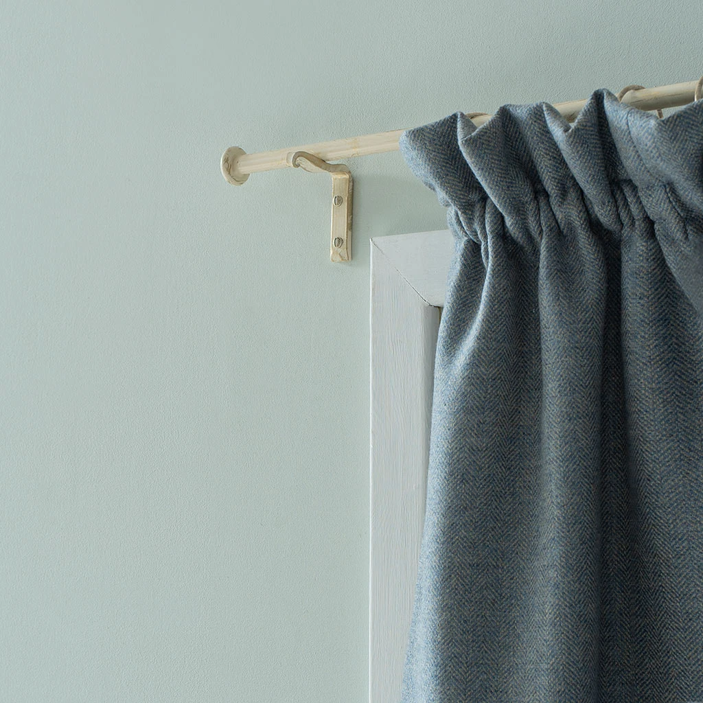 Dormer Rod Support Bracket In Old Ivory 2 Dormer Rod Support Bracket In Old Ivory - Image 2