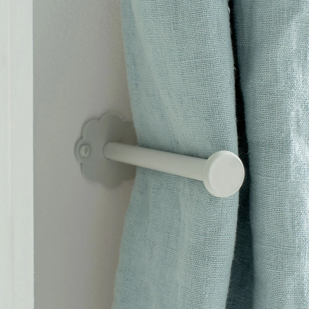 Draper's Button Holdback In Clay 2 Draper's Button Holdback In Clay - Image 2